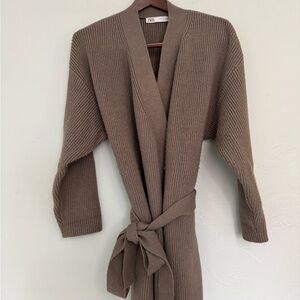 Zara Women's Tan Ribbed Cardigan